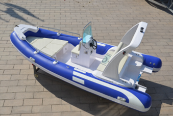 AZURA 550 SEMIRRÍGIDA